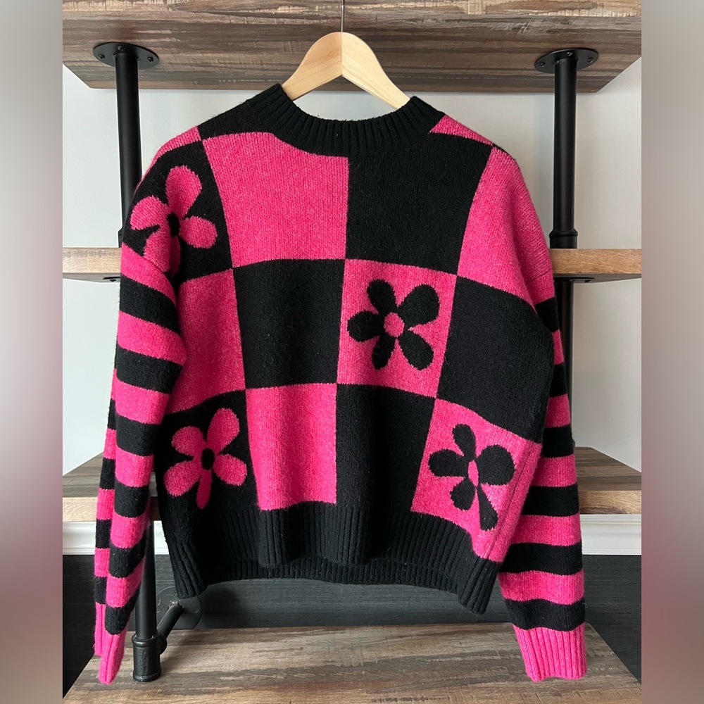 ZARA Pink and Black Floral Checkered Sweater